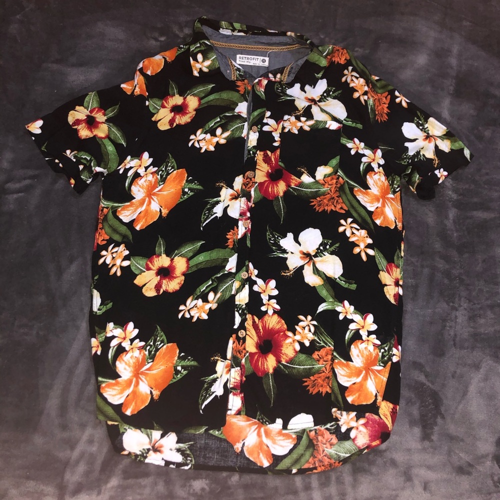 Retrofit Hawaiian Shirt